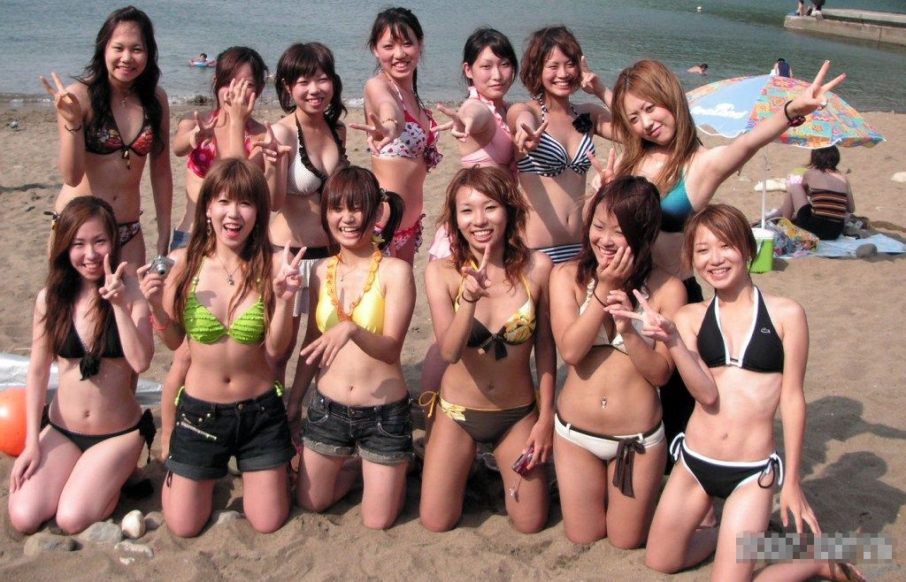 素人　集合写真　エロ ビッチな素人さんの集合写真パンチラ率は高すぎるわ… | なんでもTrend Time